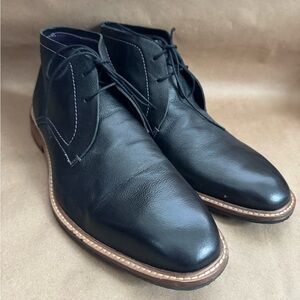 Ted Baker London Black Pebble Leather Torsdi 4 Chukka Ankle Boot. Size UK10/US11